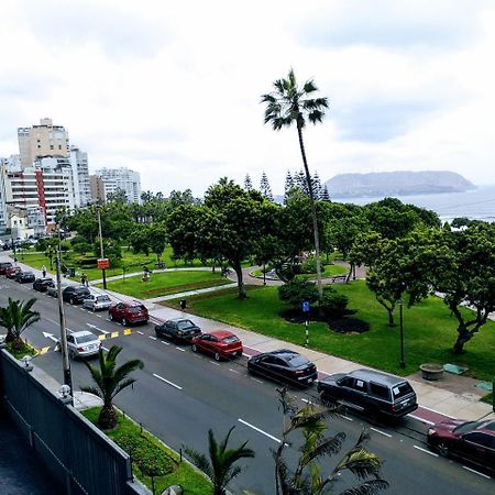 Miraflores Frente Al Mar リマ エクステリア 写真