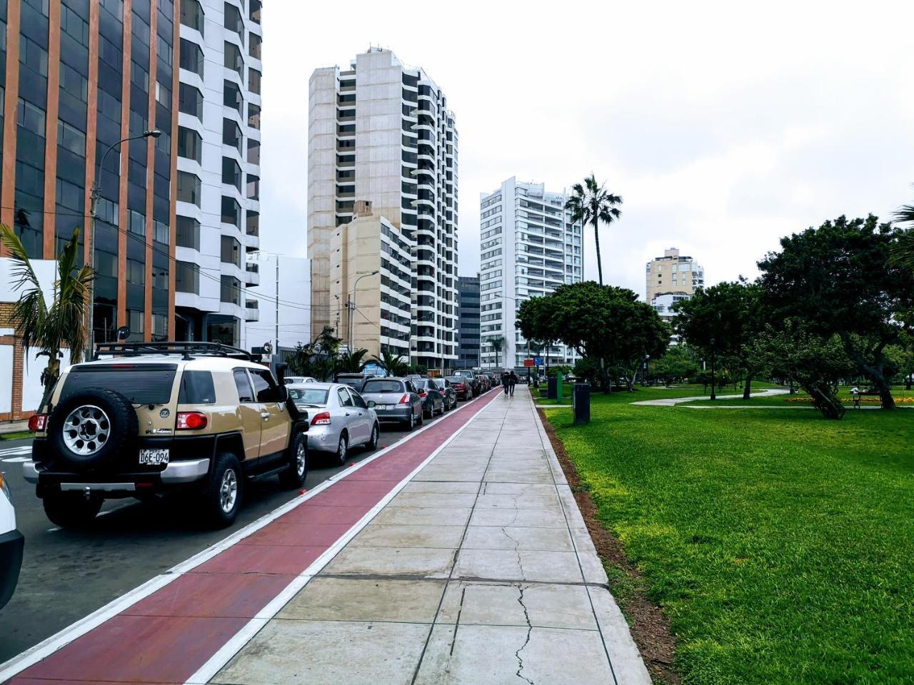 Miraflores Frente Al Mar リマ エクステリア 写真