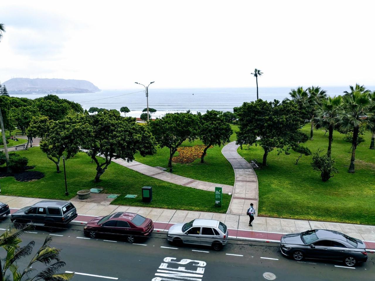 Miraflores Frente Al Mar リマ エクステリア 写真
