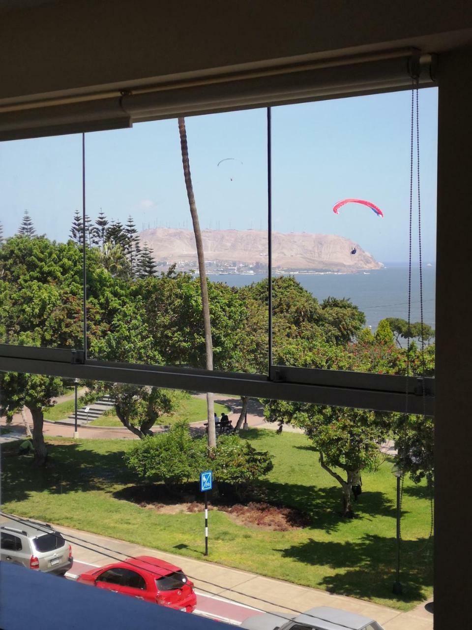 Miraflores Frente Al Mar リマ エクステリア 写真